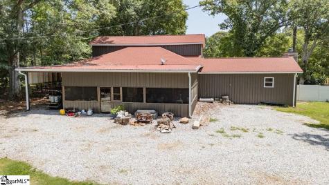 2935 14 Highway Laurens SC 29360