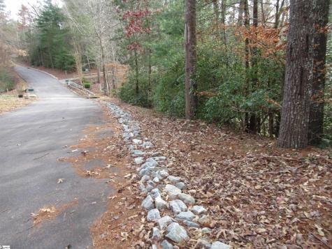 213 Falcon Crest Way Pickens SC 29671