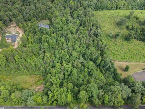 12 Queensmoor Road Travelers Rest SC 29365