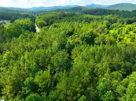 3573 Moorefield Memorial Highway Pickens SC 29671
