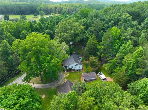 3573 Moorefield Memorial Highway Pickens SC 29671