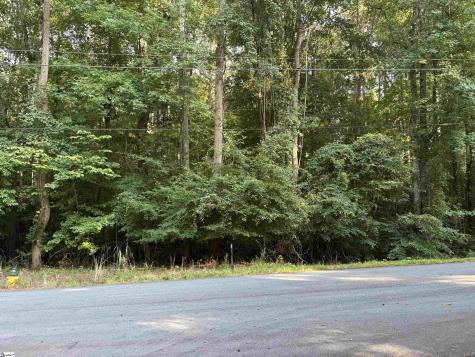 8 Trey Lane Ware Shoals SC 93442