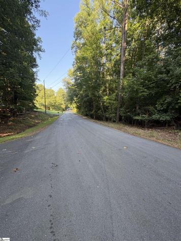 8 Trey Lane Ware Shoals SC 93442