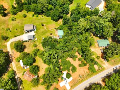 826 Joe Lewis Road Seneca SC 29678