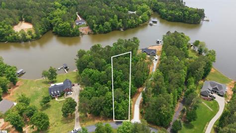 80 E Commodore Drive Cross Hill SC 29332