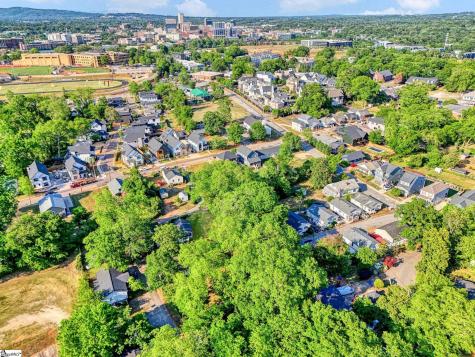 8 Dobbs Street Greenville SC 29605