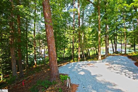 1359 Harbor Ridge Road Seneca SC 29672