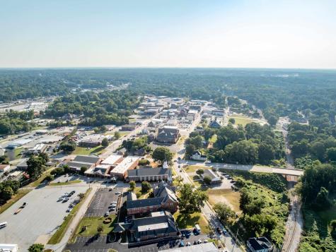 5175 W 76 Highway Laurens SC 29630
