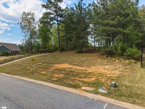 5 Club Cart Road Travelers Rest SC 29690