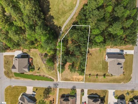 5 Club Cart Road Travelers Rest SC 29690