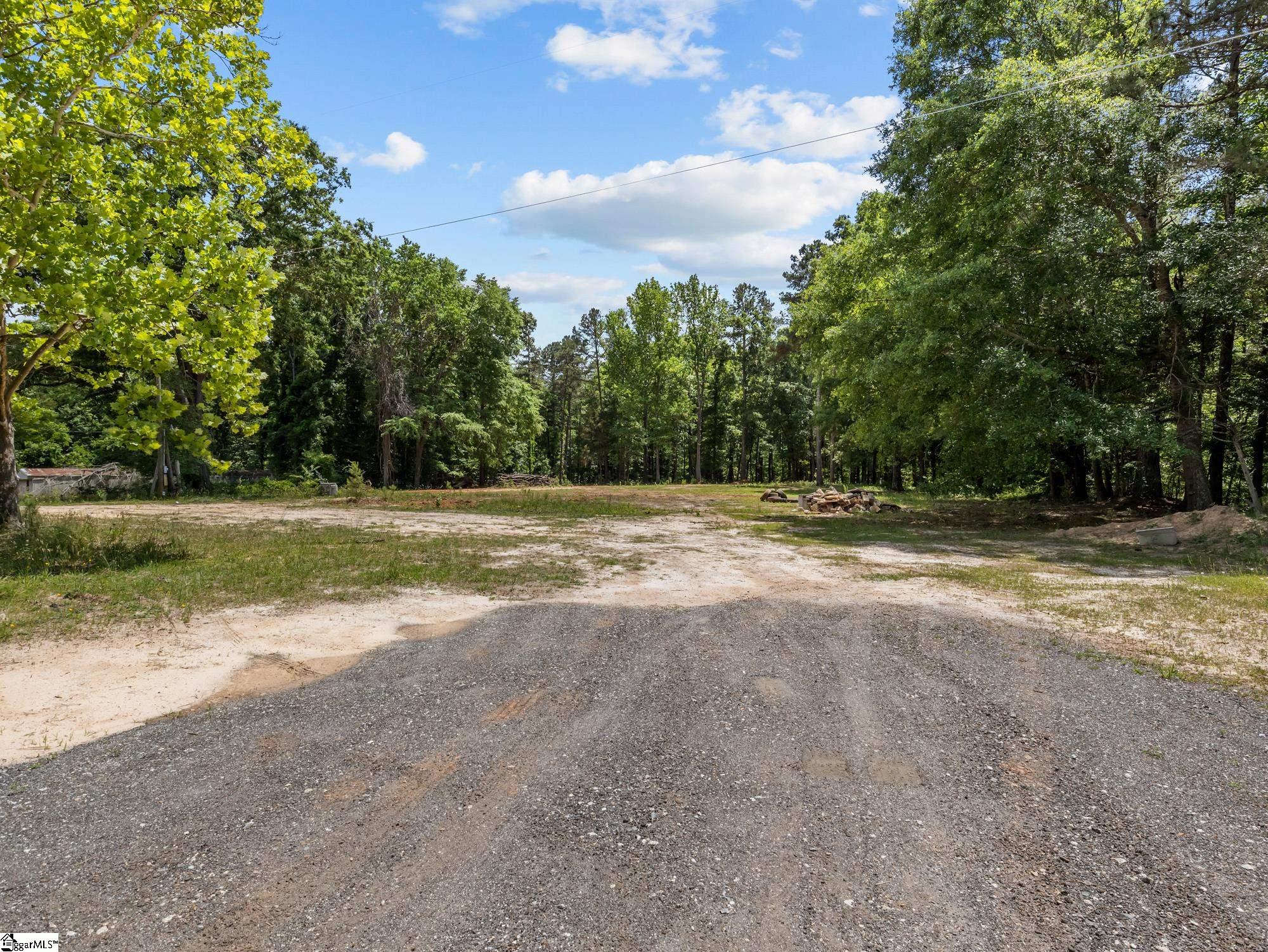 7615 N 178 Highway Donalds SC 29638