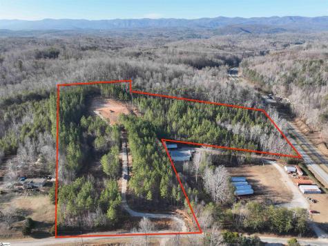 38 Old Plantation Road Travelers Rest SC 29690
