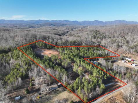 38 Old Plantation Road Travelers Rest SC 29690