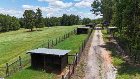 1425 S Harper Street Laurens SC 29360