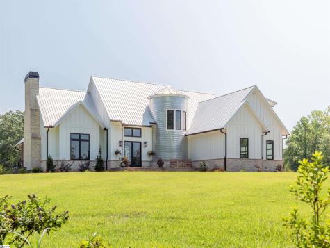 1425 S Harper Street Laurens SC 29360