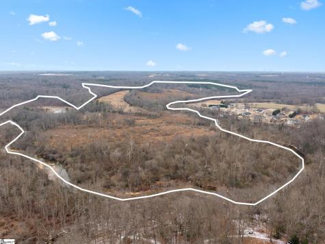 1709 River Road Woodruff SC 29388