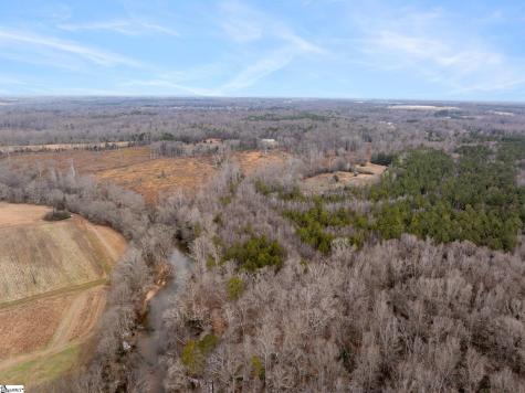 1709 River Road Woodruff SC 29388