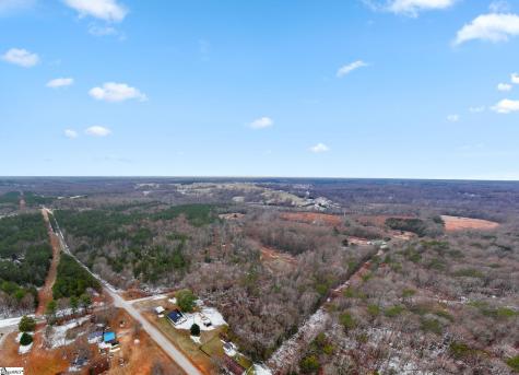 1709 River Road Woodruff SC 29388