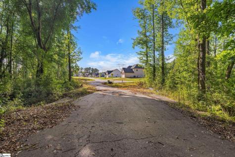121 Carolina Drive Piedmont SC 29673