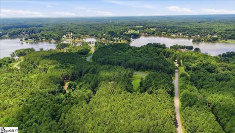 31 Waterside Point Abbeville SC 29620