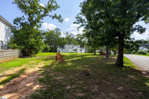 9 Willow Springs Drive Greenville SC 29607