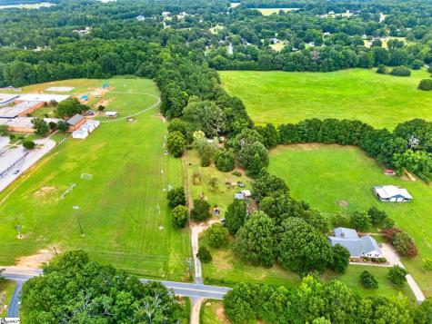 216 Roper Road Piedmont SC 29673