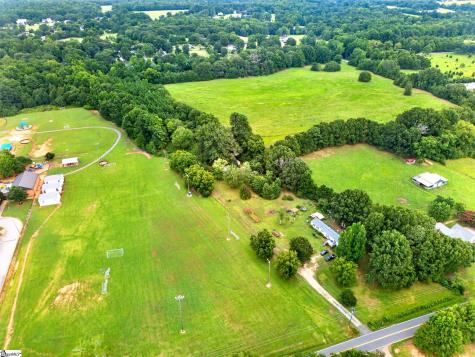 216 Roper Road Piedmont SC 29673