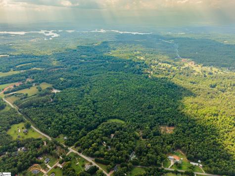 2904 Walhalla Highway Six Mile SC 29682
