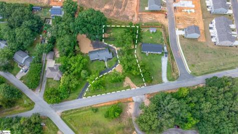 18 N Davis Drive Greenville SC 29611