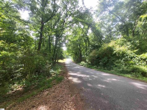 162 Courtney Road Cowpens SC 29330