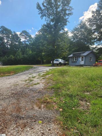 14B Walnut Lane Travelers Rest SC 29690