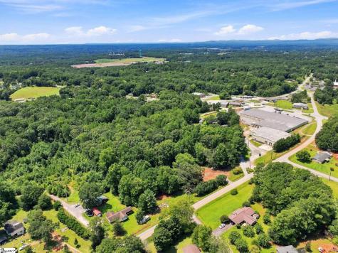 170 Singing Pines Road Seneca SC 29678