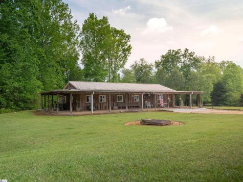 149 April Valley Lane Pickens SC 29671