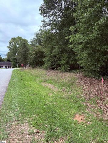 802 Mike Circle Spartanburg SC 29303
