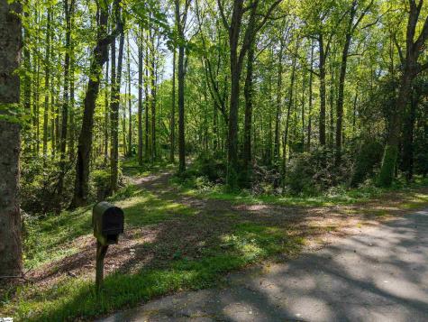 6 Stratton Place Greenville SC 29615