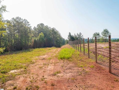 1332 Arnold Lane Waterloo SC 29384