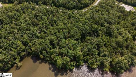 331 Terrapin Pointe Road Hodges SC 29653