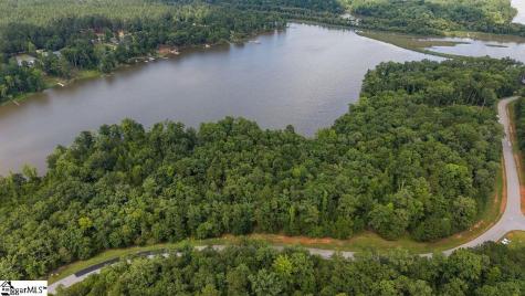 331 Terrapin Pointe Road Hodges SC 29653