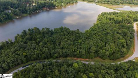 331 Terrapin Pointe Road Hodges SC 29653
