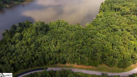 331 Terrapin Pointe Road Hodges SC 29653