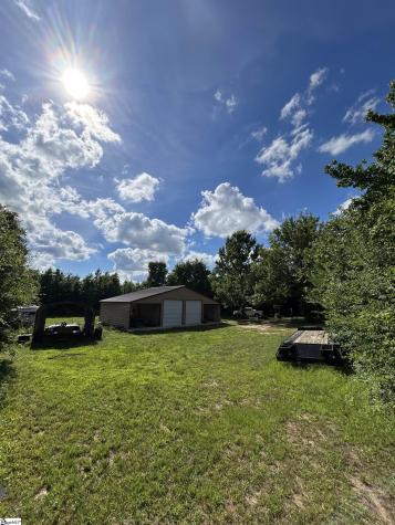 2318 Beaver Dam Creek Road Newberry SC 29108