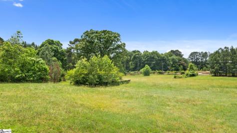 00 E Main Street Laurens SC 29360
