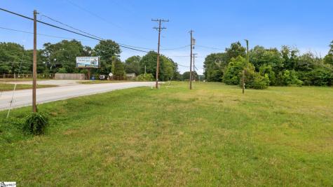 00 E Main Street Laurens SC 29360