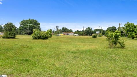 00 E Main Street Laurens SC 29360