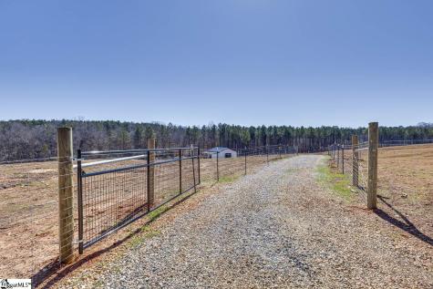 693 Elledge Road Ware Shoals SC 29692