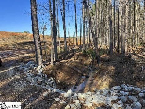 693 Elledge Road Ware Shoals SC 29692