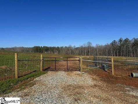 693 Elledge Road Ware Shoals SC 29692
