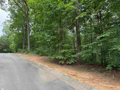 9 Nautica Point Six Mile SC 29682