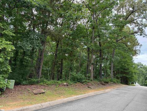 9 Nautica Point Six Mile SC 29682