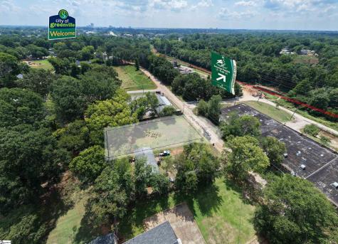 306 & 308 Old Bleachery Road Greenville SC 29609